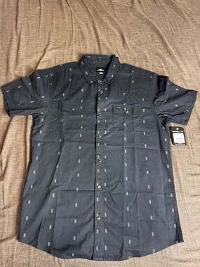 O'Neill Men's Bar Dog Short Sleeve Snap Standard Shirt in Phantom